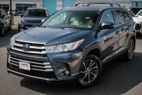 More photos of 2017 Toyota Highlander Hybrid XLE at Capital Auto Sales, VA