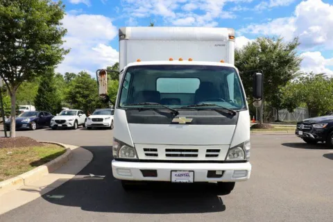 Photos of 2007 Chevrolet W3500 BOX TRUCK for sale in Chantilly, VA at Capital Auto Sales