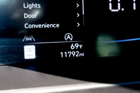 More photos of 2024 Hyundai Elantra SE at Capital Auto Sales, VA