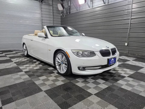 More photos of 2011 BMW 3 Series 335i Hard-Top Convertible Coupe w/Premium/Sport Pkgs at Trust Auto, MD