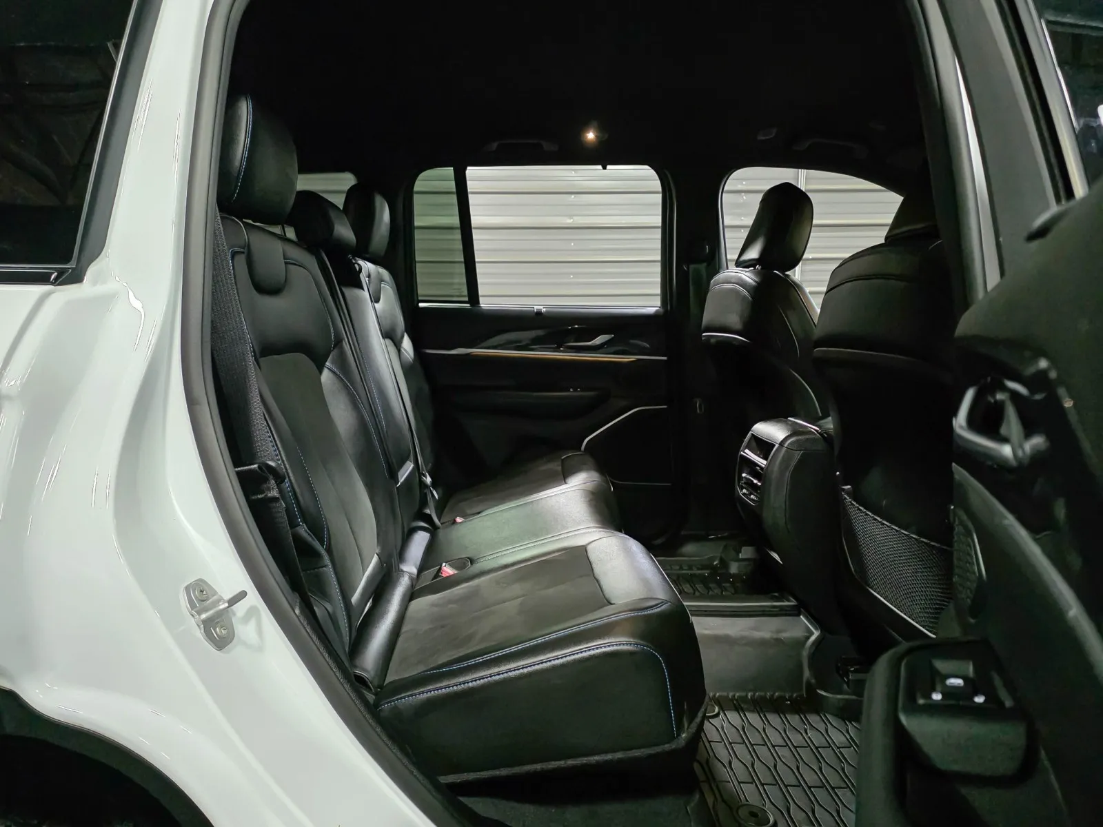 2022 Jeep Grand Cherokee Trailhawk 4xe - Photo 16