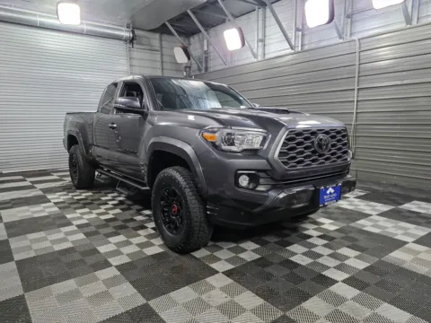 More photos of 2022 Toyota Tacoma TRD Sport 4WD Access Cab Pickup Truck at Trust Auto, MD