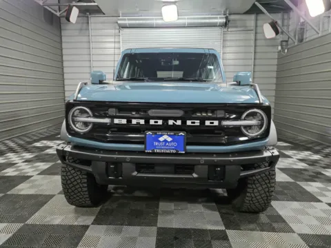 Another view of 2022 Ford Bronco Outer Banks AWD Soft-Top SUV w/Sasquatich Pkg for sale in Sykesville, MD at Trust Auto