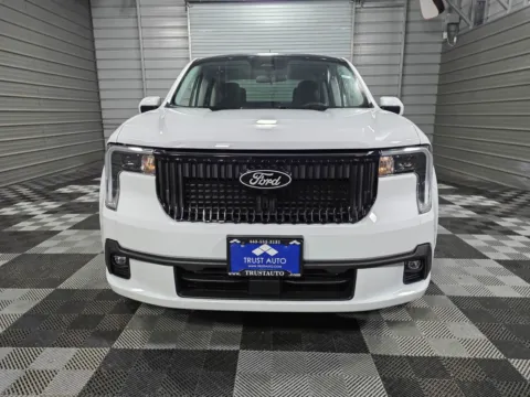 Another view of 2025 Ford Maverick Lobo Standard AWD SuperCrew Pickup Truck for sale in Sykesville, MD at Trust Auto