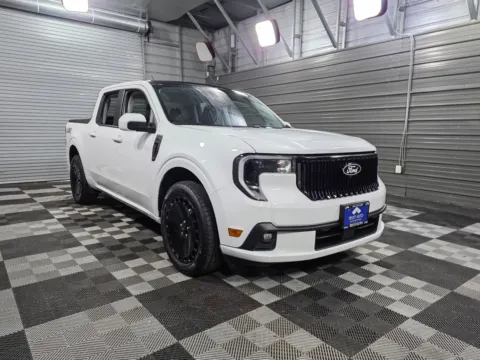 More photos of 2025 Ford Maverick Lobo Standard AWD SuperCrew Pickup Truck at Trust Auto, MD