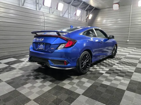 More photos of 2020 Honda Civic Si Coupe Si w/Summer Tires at Trust Auto, MD