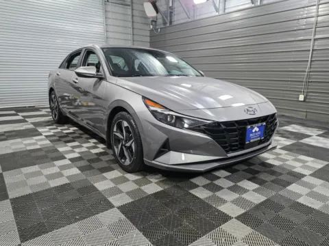 Another view of 2023 Hyundai Elantra SEL for sale in Sykesville, MD at Trust Auto