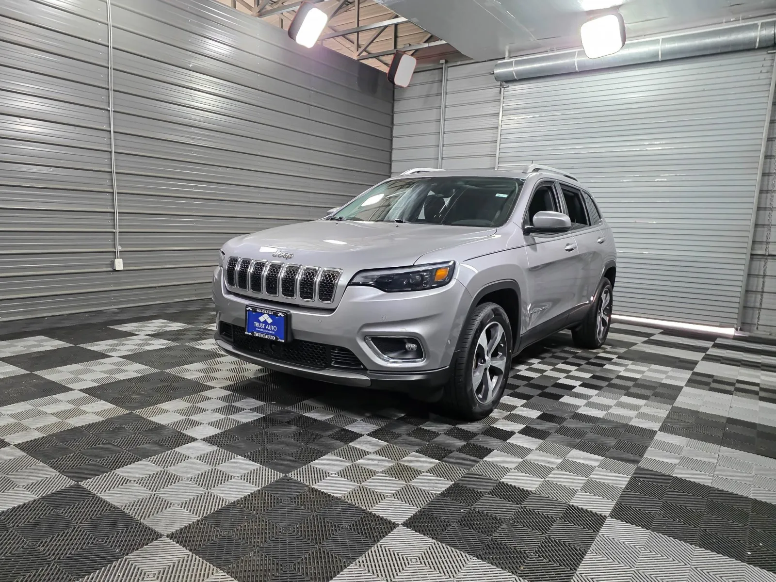 Silver 2021 Jeep Cherokee Limited for sale in Sykesville, MD