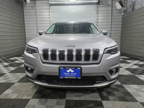 Photos of 2021 Jeep Cherokee Limited for sale in Sykesville, MD at Trust Auto
