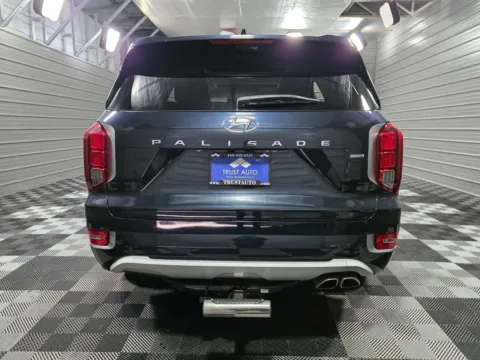 More photos of 2021 Hyundai Palisade Limited at Trust Auto, MD