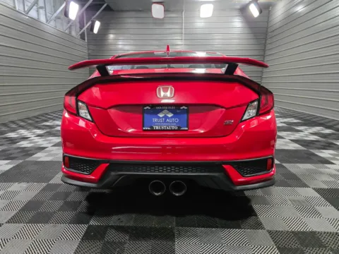 More photos of 2017 Honda Civic Coupe Si at Trust Auto, MD