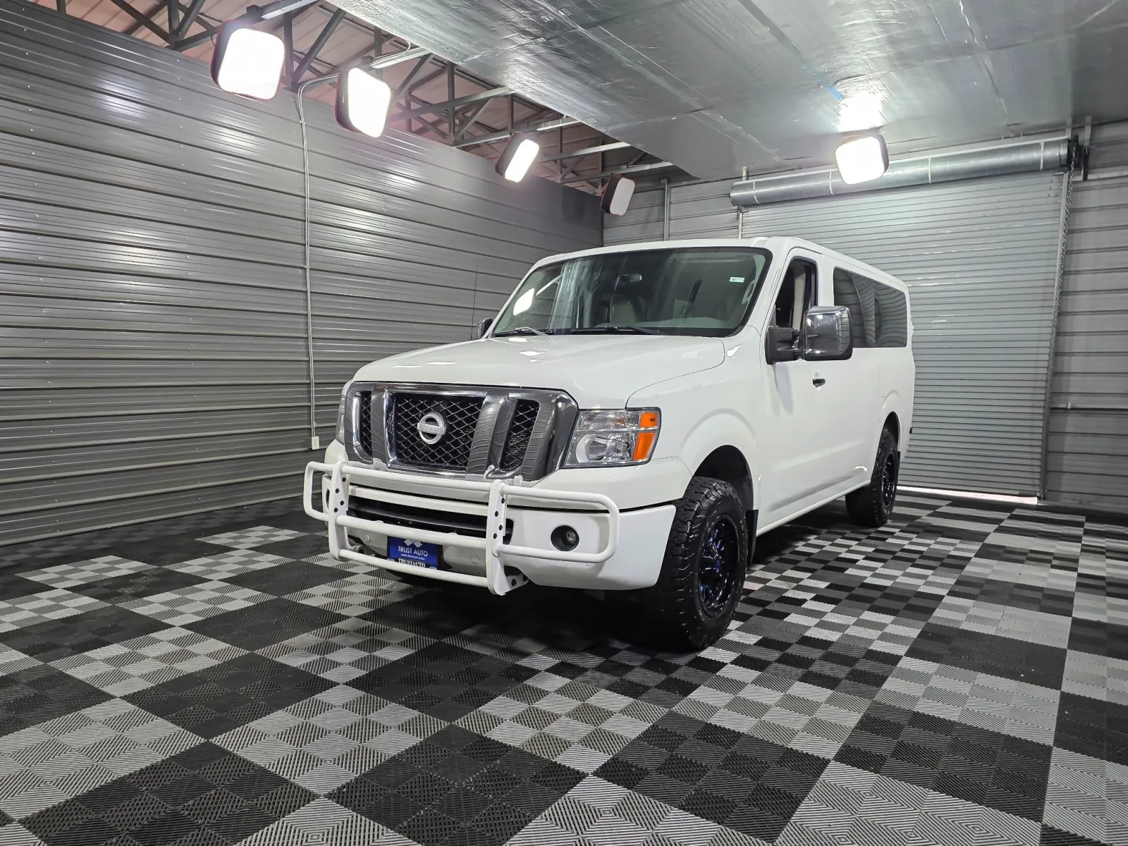 2019 Nissan NV Passenger NV3500 HD SL