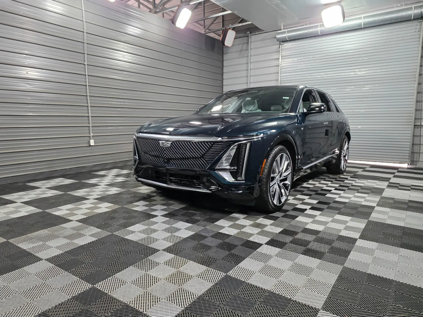 Silver 2024 Cadillac LYRIQ Luxury for sale in Sykesville, MD