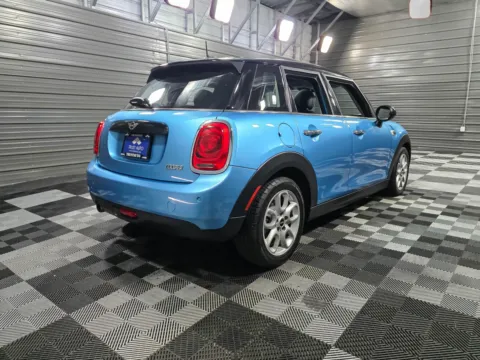 More photos of 2019 MINI Hardtop 4 Door Oxford Edition at Trust Auto, MD
