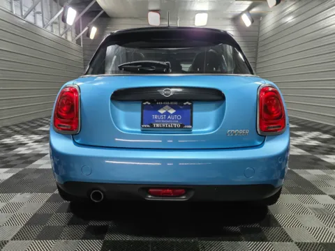 More photos of 2019 MINI Hardtop 4 Door Oxford Edition at Trust Auto, MD