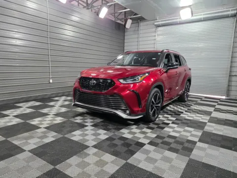 Green 2022 Toyota Highlander XSE for sale in Sykesville, MD