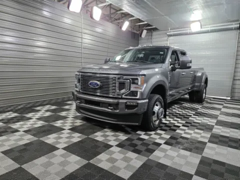 Gray 2022 Ford Super Duty F-350 DRW LARIAT for sale in Sykesville, MD