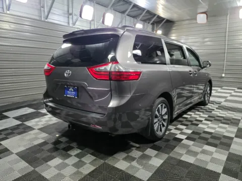 More photos of 2020 Toyota Sienna LE at Trust Auto, MD