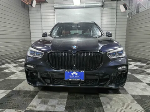 Photos of 2019 BMW X5 xDrive50i for sale in Sykesville, MD at Trust Auto