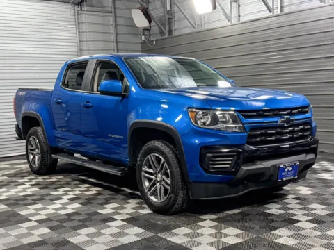 More photos of 2022 Chevrolet Colorado WT 4WD Crew Cab Pickup Truck w/Custom Special Edition at Trust Auto, MD