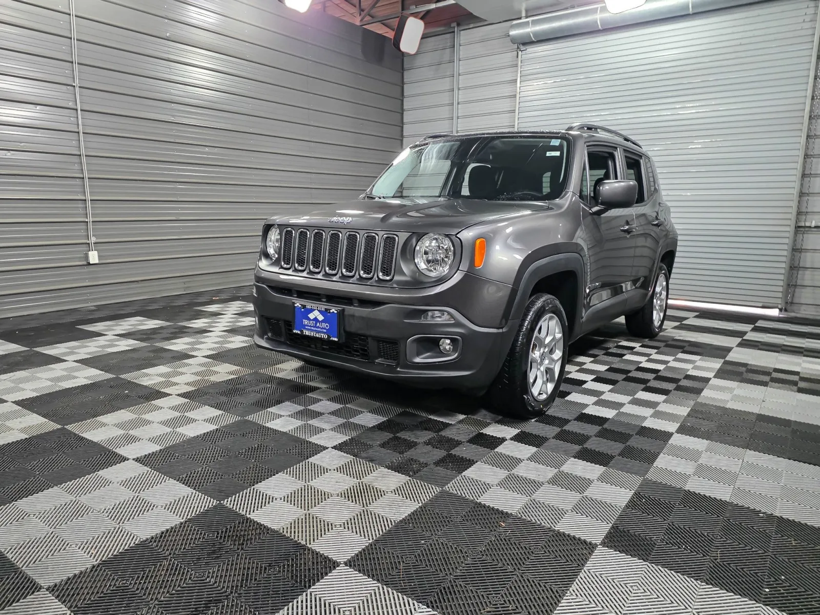 2017 Jeep Renegade Latitude 4WD MultiAir Engine SUV