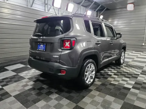 More photos of 2017 Jeep Renegade Latitude at Trust Auto, MD