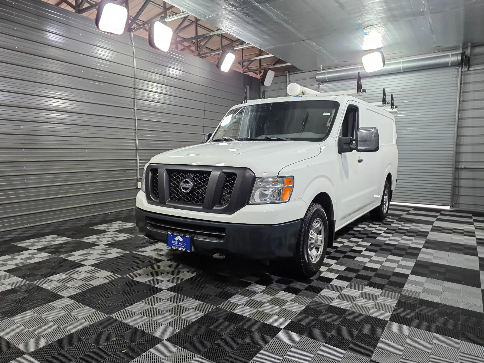 2018 Nissan NV3500 HD Cargo SV Standard Roof Minivan/Van w/Shelving Storage System