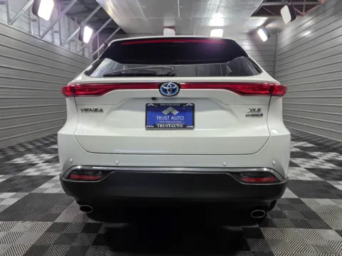 More photos of 2022 Toyota Venza LE at Trust Auto, MD