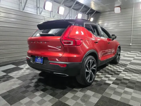 More photos of 2020 Volvo XC40 R-Design at Trust Auto, MD