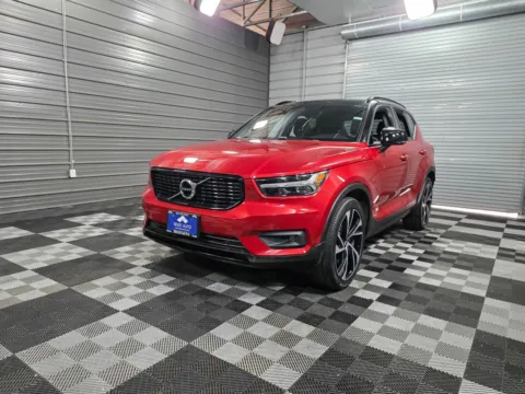 Gray 2020 Volvo XC40 R-Design for sale in Sykesville, MD