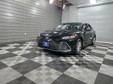 Red 2024 Toyota Camry Hybrid LE for sale in Sykesville, MD