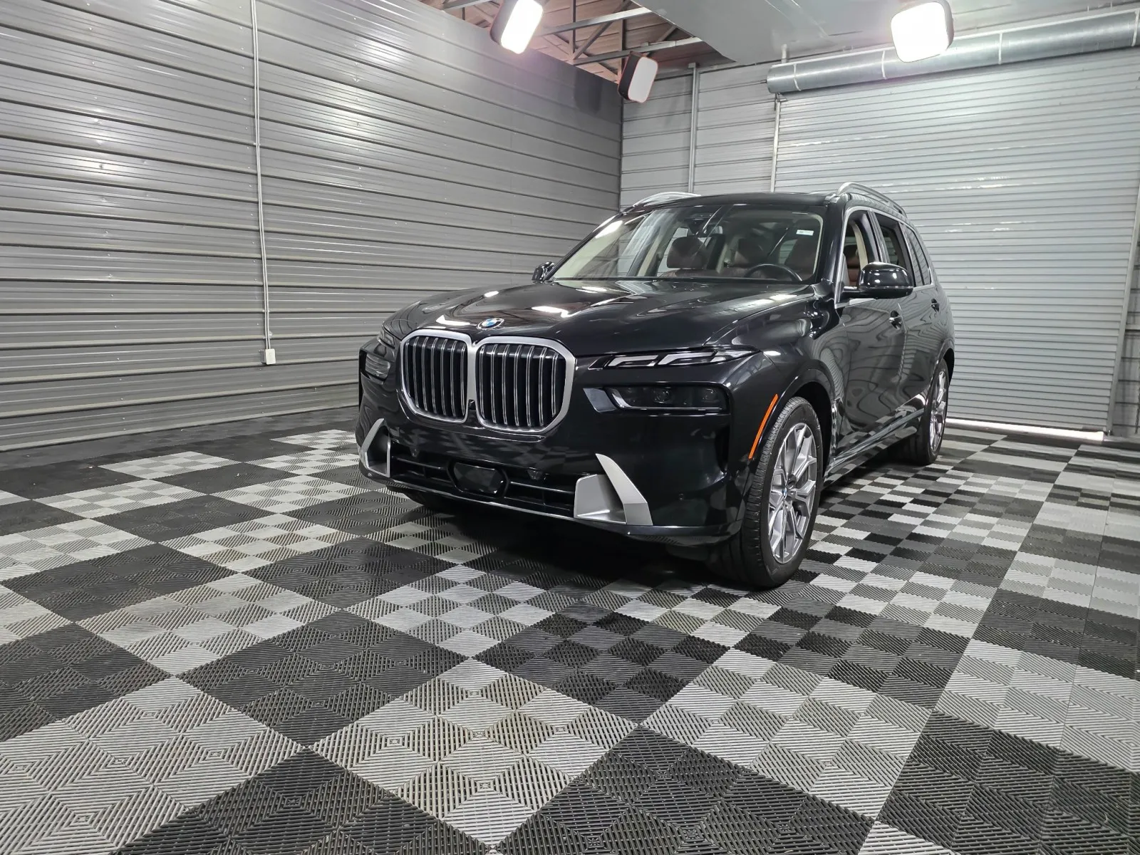 White 2023 BMW X7 xDrive40i for sale in Sykesville, MD