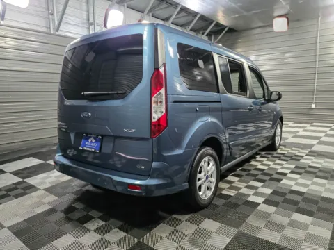 More photos of 2020 Ford Transit Connect Wagon XLT at Trust Auto, MD