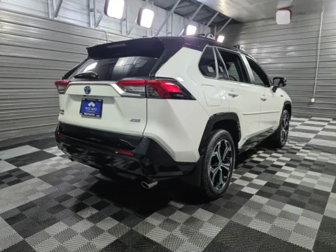 More photos of 2022 Toyota RAV4 Prime XSE at Trust Auto, MD