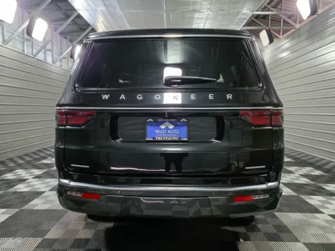 More photos of 2022 Jeep Wagoneer Series III at Trust Auto, MD