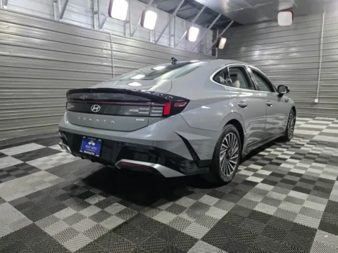 More photos of 2024 Hyundai Sonata Hybrid SEL Sedan at Trust Auto, MD