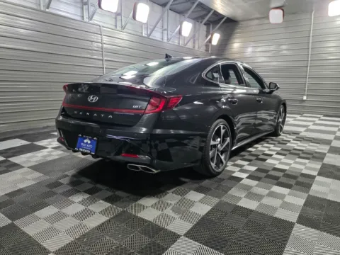 More photos of 2022 Hyundai Sonata SEL Plus 4-Door Sedan at Trust Auto, MD