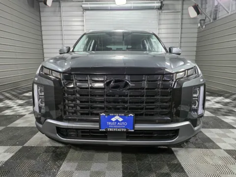 Another view of 2023 Hyundai Palisade SEL AWD 7-Passenger SUV w/Premium Pkg for sale in Sykesville, MD at Trust Auto