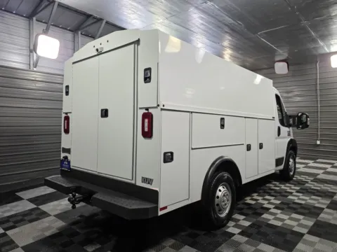 More photos of 2019 Ram ProMaster Cutaway 3500 136 WB at Trust Auto, MD