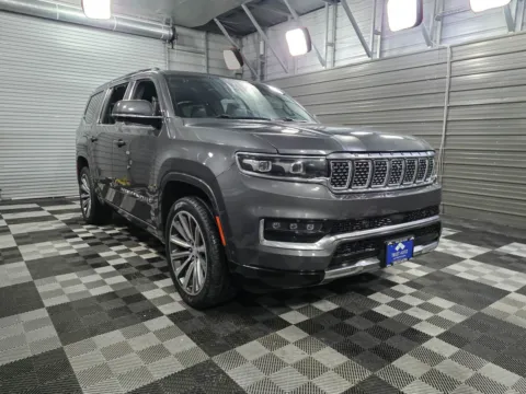 More photos of 2022 Jeep Grand Wagoneer Series II 4WD Luxury SUV at Trust Auto, MD
