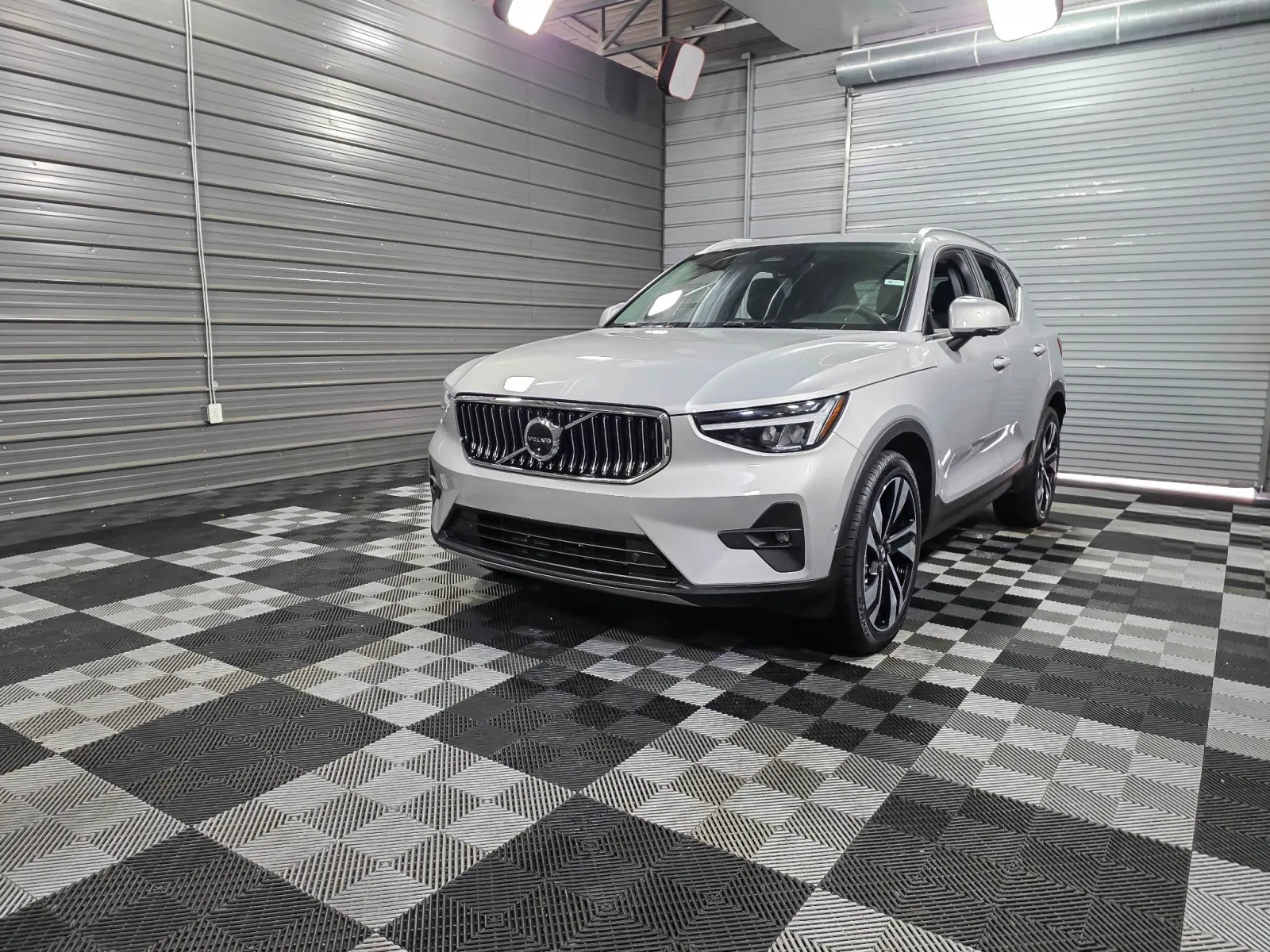 Black 2023 Volvo XC40 Ultimate Bright Theme for sale in Sykesville, MD