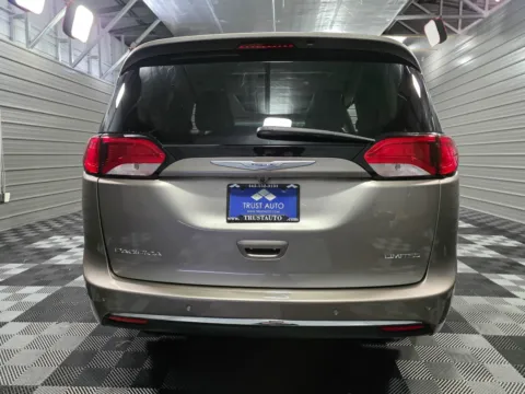 More photos of 2017 Chrysler Pacifica Limited at Trust Auto, MD