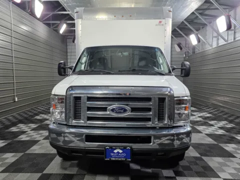Photos of 2019 Ford E-Series Cutaway E-450 SD for sale in Sykesville, MD at Trust Auto