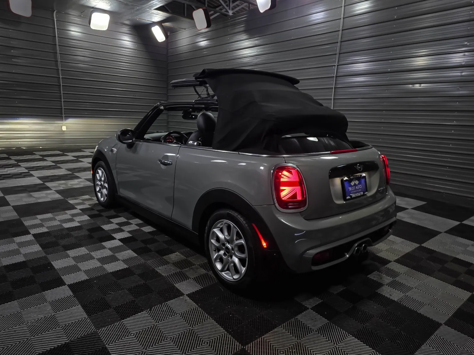 2020 MINI Convertible S - Photo 10