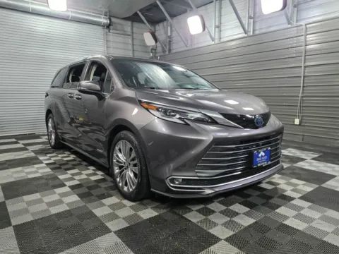Another view of 2021 Toyota Sienna Platinum for sale in Sykesville, MD at Trust Auto