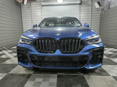 Photos of 2023 BMW X6 xDrive40i for sale in Sykesville, MD at Trust Auto