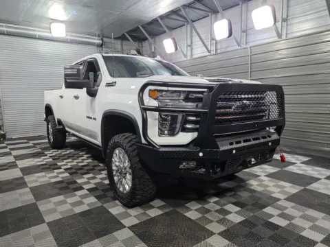 Another view of 2022 Chevrolet Silverado 3500HD High Country for sale in Sykesville, MD at Trust Auto