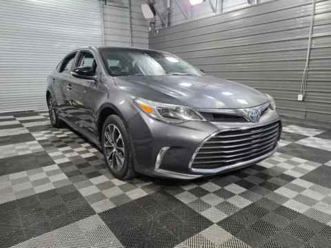 Another view of 2018 Toyota Avalon Hybrid Limited for sale in Sykesville, MD at Trust Auto