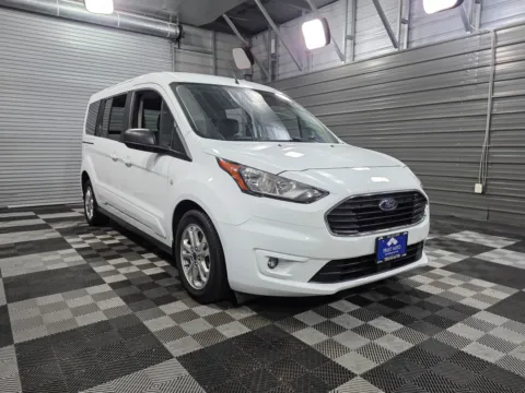 More photos of 2022 Ford Transit Connect Wagon XLT 6-Passenger Minivan/Van at Trust Auto, MD