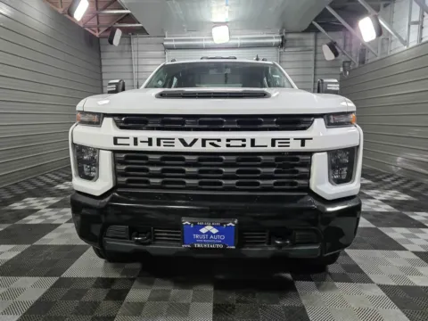 Another view of 2021 Chevrolet Silverado 2500HD Custom 4WD Crew Cab Pickup Truck w/Value Pkg for sale in Sykesville, MD at Trust Auto